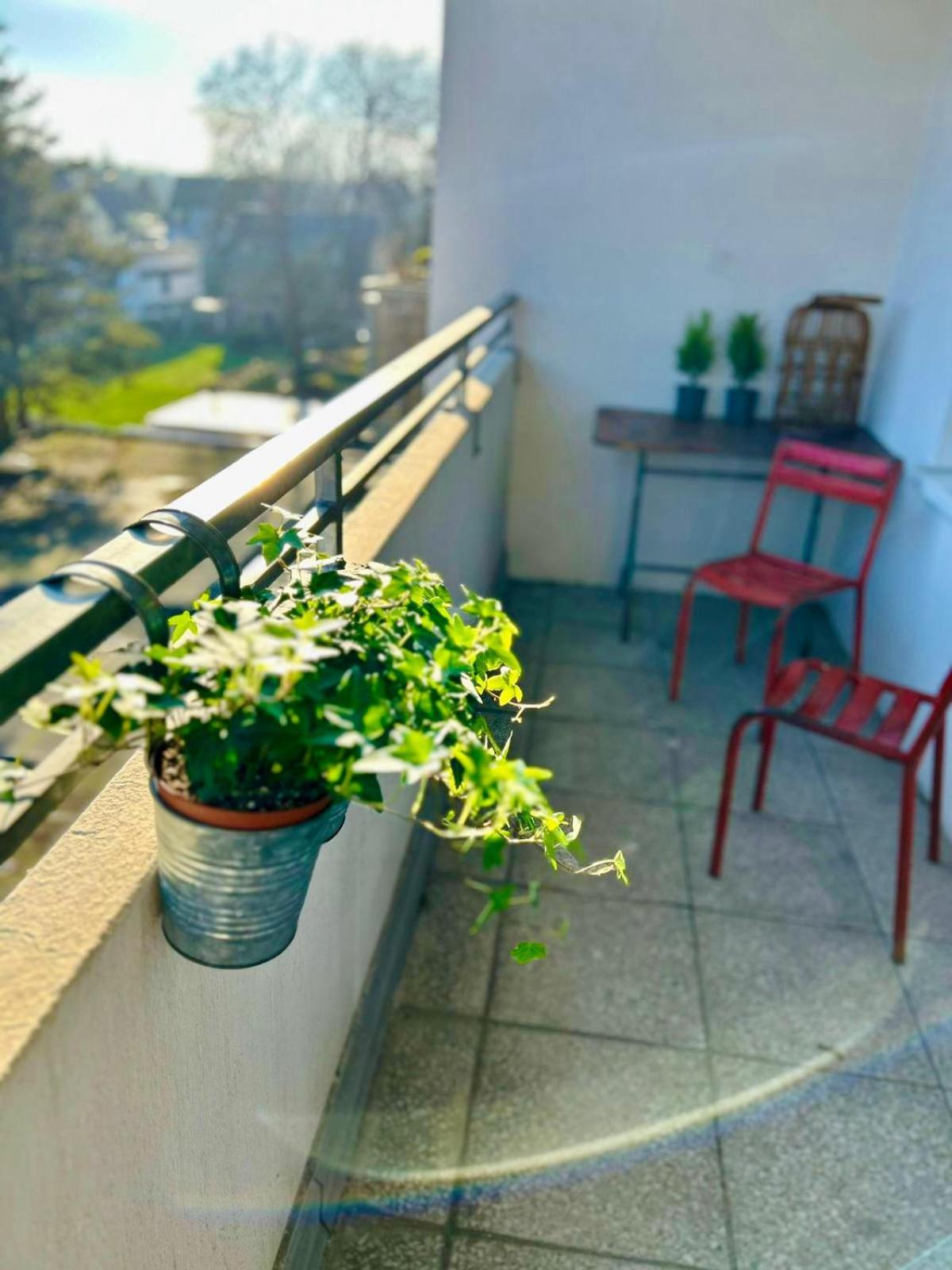 Feelslikehome - Wunderschoene Und Zentrale Wohnung Mit Balkon&Parkplatz Bochum Buitenkant foto